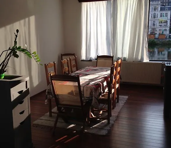 Les Voisins De Mr Sax