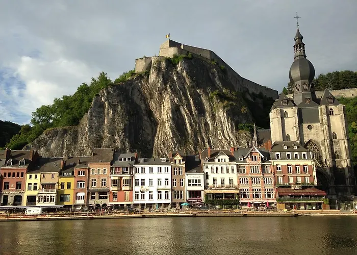 Les Voisins De Mr Sax